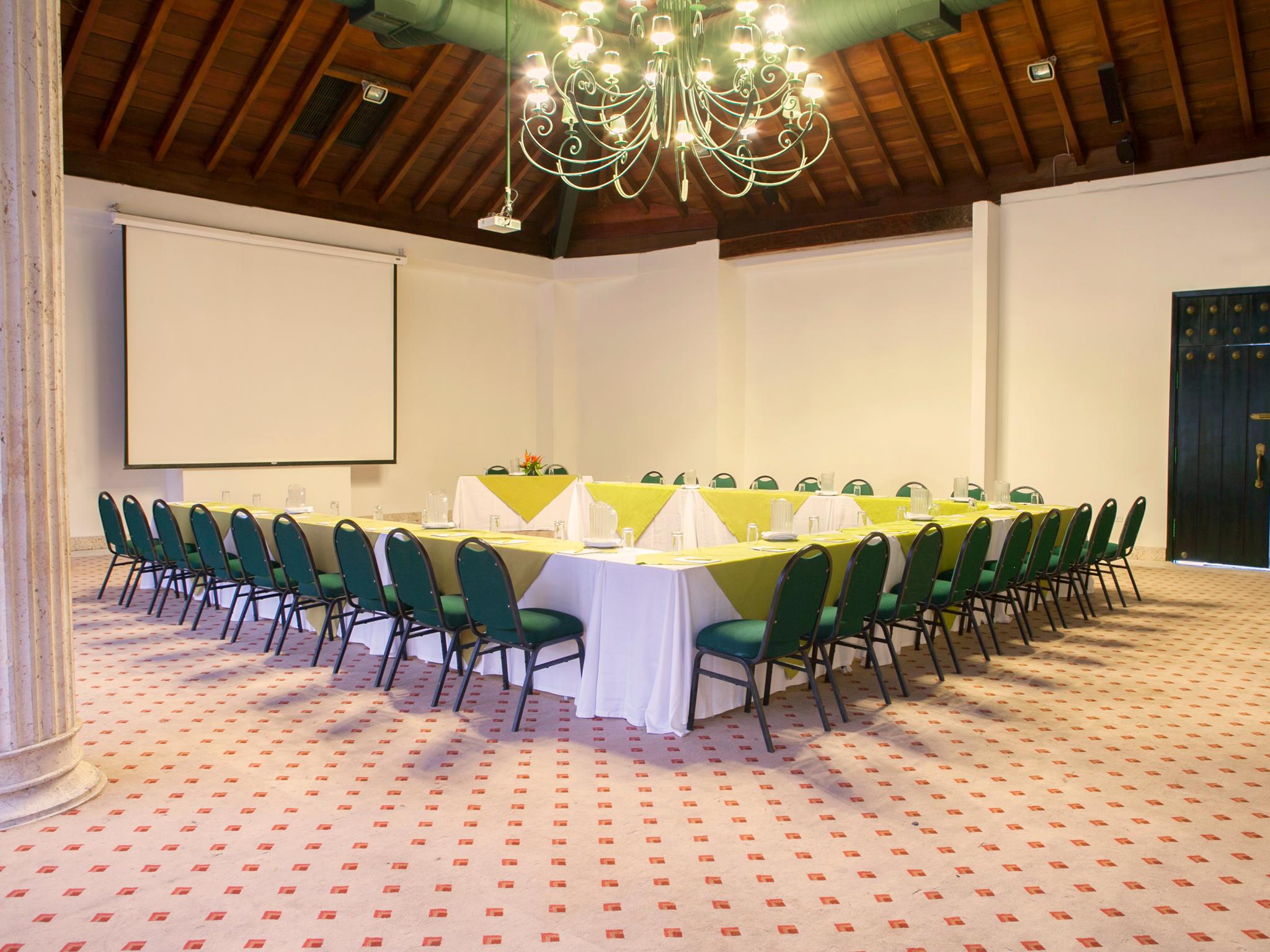 Hotel Las Americas Casa De Playa Cartagena 외부 사진 The meeting room