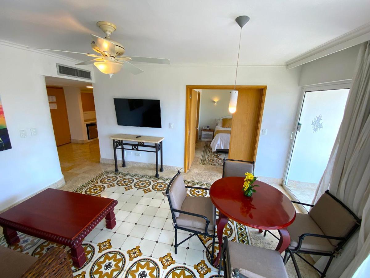 Hotel Las Americas Casa De Playa Cartagena 외부 사진 A suite at the hotel